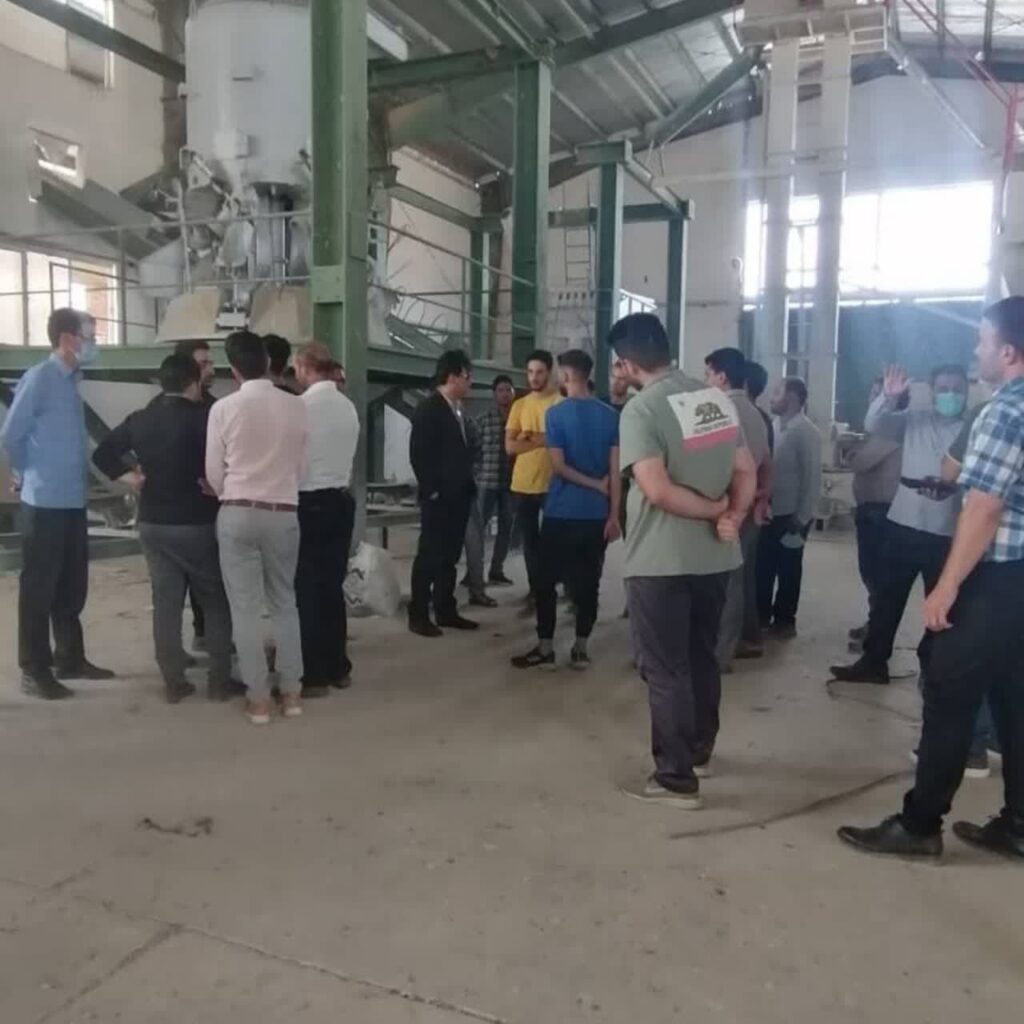 بازدید از کارخانه سیمان فرجاد .